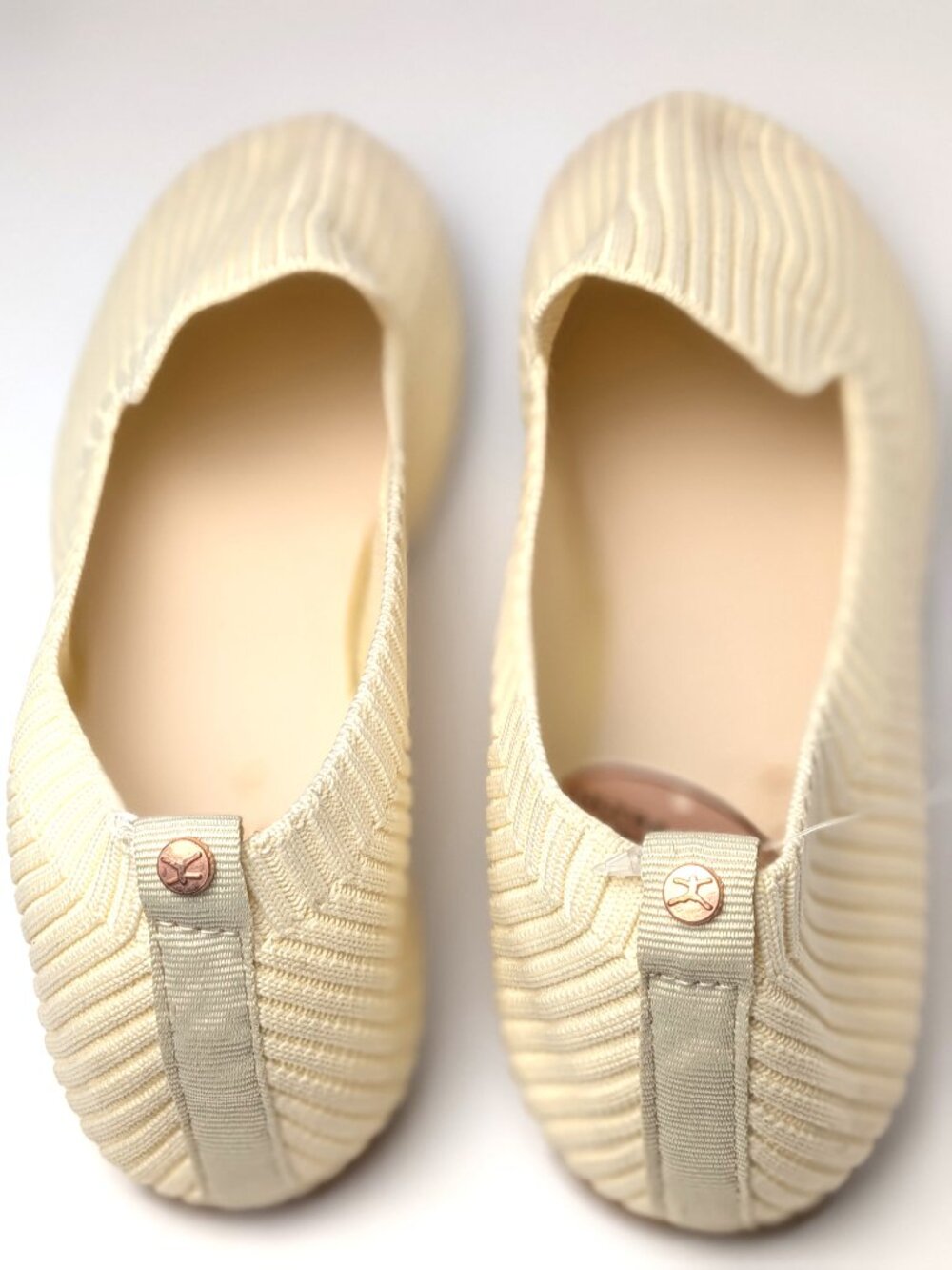 Danskin Wish Pale Yellow Ribbed Slip‑On Flats — Size 6.5 — NWT - Picture 6 of 10